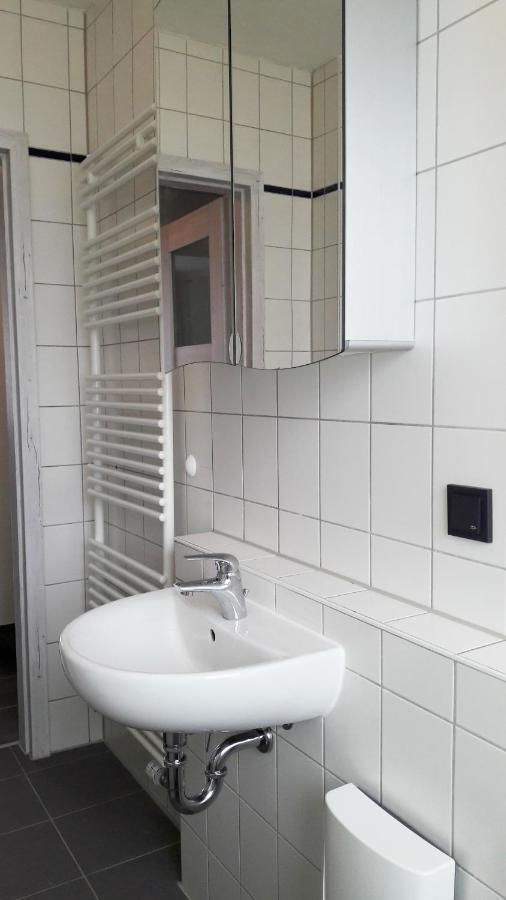 Moderne Ferienwohnung Am Wesertor Kassel Esterno foto