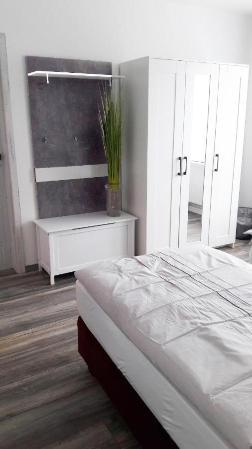 Moderne Ferienwohnung Am Wesertor Kassel Esterno foto